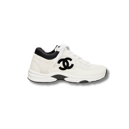 Chanel runner