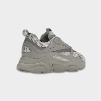 B22 Triple Grey
